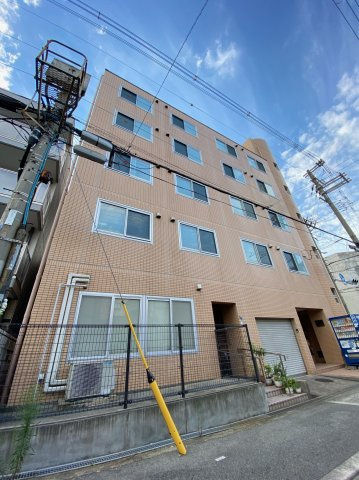 レヴェ北田辺の外観
