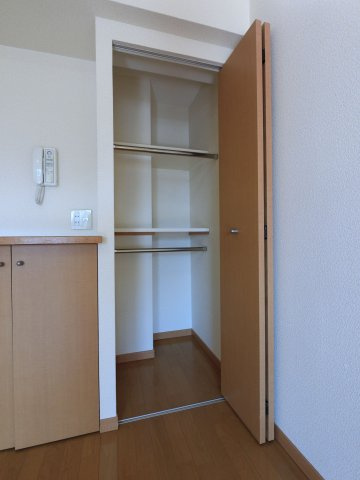 クラウンズワン箱崎の収納