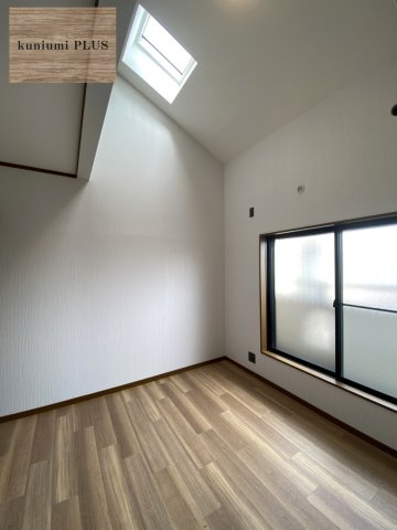 守口市高瀬町1丁目の洋室