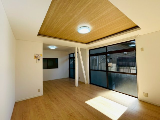 【居間・リビング】の画像