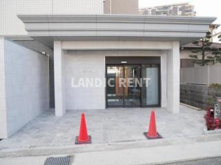 【エントランス】 | ルミエール大橋駅南