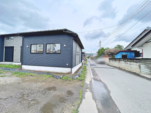 新築戸建・新築建売　みどり市大間々町大間々　大間々東小学校・大間々東中学校の前面道路含む現地写真