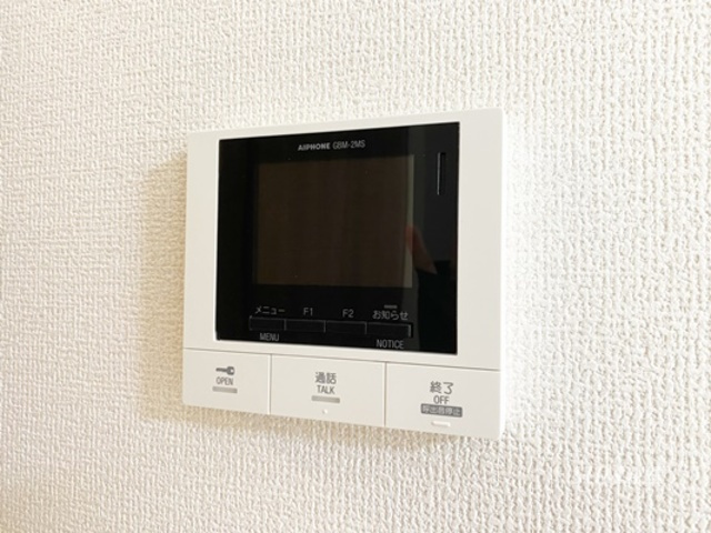 シダー　カーサのセキュリティ|安心のモニター付きインターホン☆