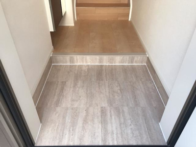 【玄関】 | コーポ虹の橋 | 玄関