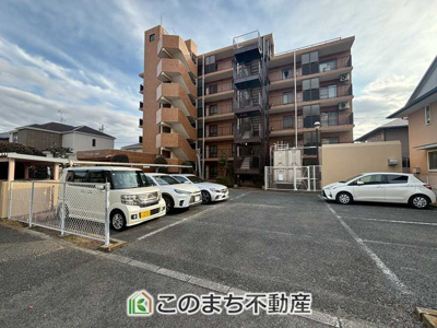 【駐車場】 | ダイアパレス自治医大６番館