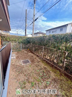 【庭】 | ダイアパレス自治医大６番館