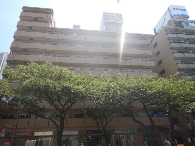 朝日広尾マンションの外観