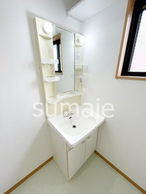 スターヒルズの洗面所|独立洗面台です