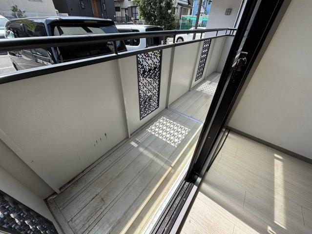 ヒルサイド駿河台のバルコニー