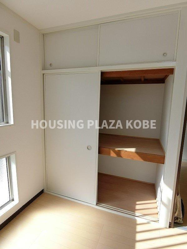 サンマリン王居殿の収納