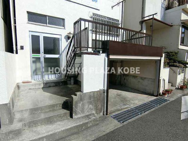 サンマリン王居殿の外観