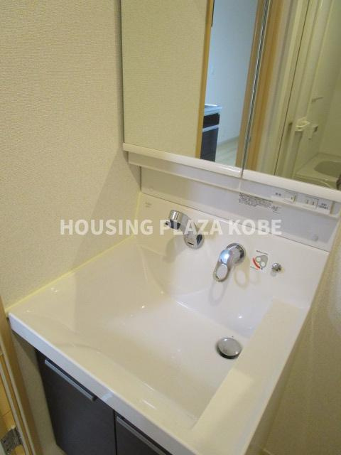 メルディアキューブ新長田の洗面所