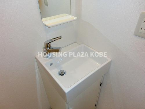 アロハ名谷の洗面所