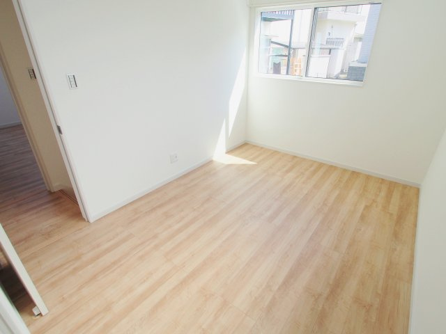 リベラル弐番館の洋室