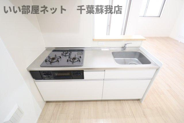 オリーブの木のキッチン|きれいなキッチンです