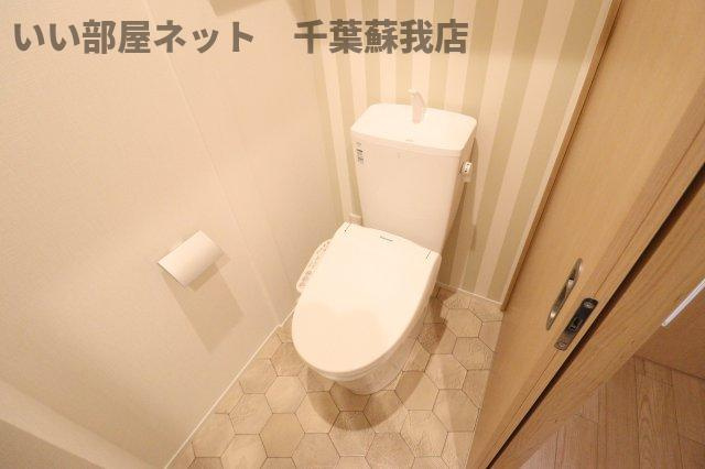 オリーブの木のトイレ|シンプルで使いやすいトイレです