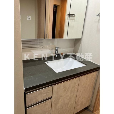 【洗面所】 | ザ・パークハウス品川荏原中延 | 脱衣スペースもあります