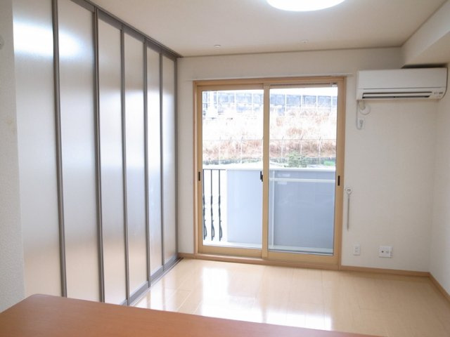 プルメリアの居間・リビング