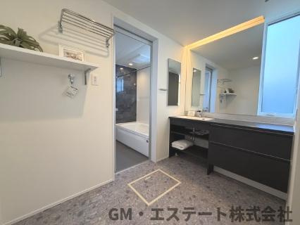宮崎市清武町今泉甲　中古住宅（未入居）の脱衣所