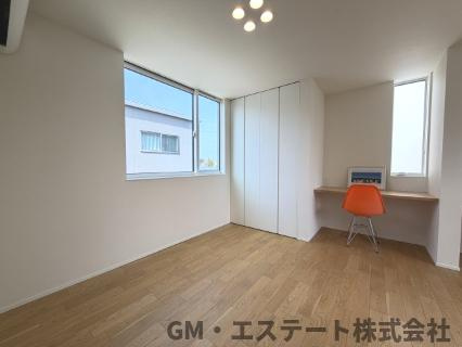 宮崎市清武町今泉甲　中古住宅（未入居）の洋室