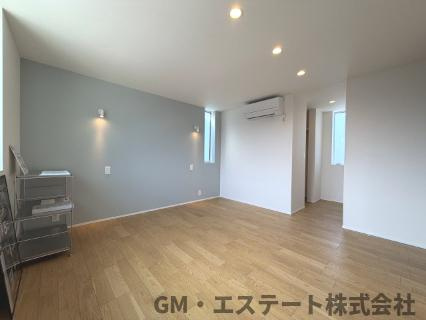 宮崎市清武町今泉甲　中古住宅（未入居）の洋室
