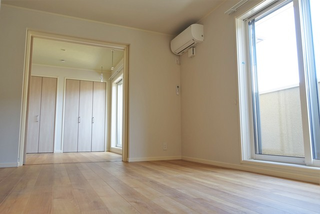 西東京市柳沢５丁目のアパートの居間・リビング