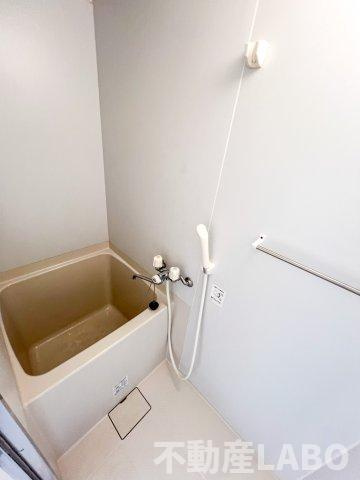 岡ハイツの浴室