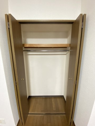 リーガル南船場の収納|リーガル南船場　クローゼット