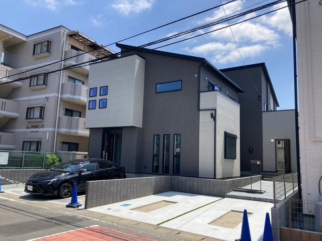 伊奈町寿４丁目　新築分譲住宅全２棟の外観