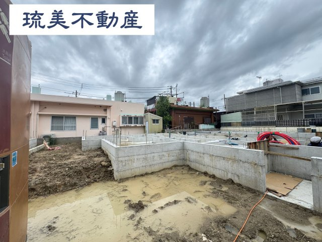 沖縄市泡瀬（全3棟）2号棟