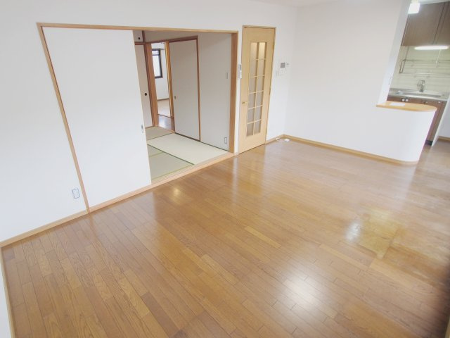 グランコート坂の内装
