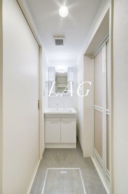 【洗面所】 | アクシス東大宮 | 洗面台です。