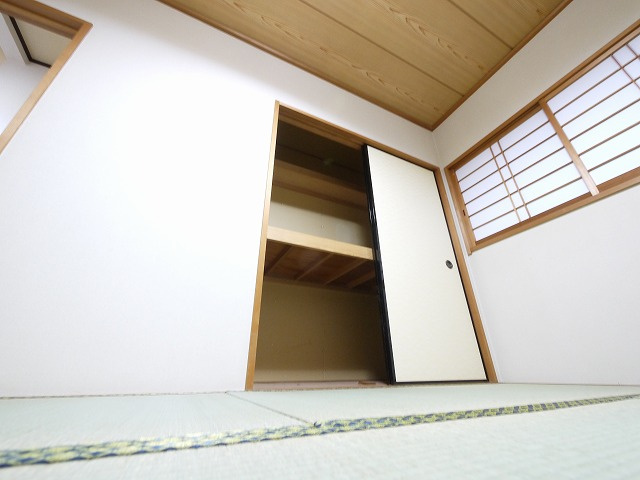 天理市柳本町戸建（39-20）の収納