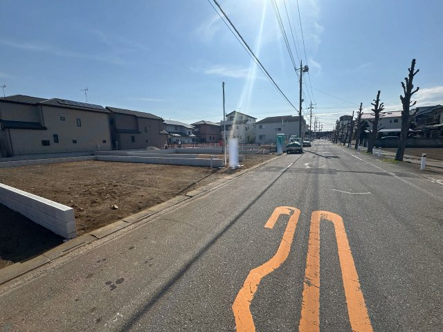 【前面道路含む現地写真】 | 川越市諏訪町　新築一戸建住宅　全8棟　(ふじみ野店) | 周辺環境とあわせてご案内いたします。お気軽にお問い合わせください！