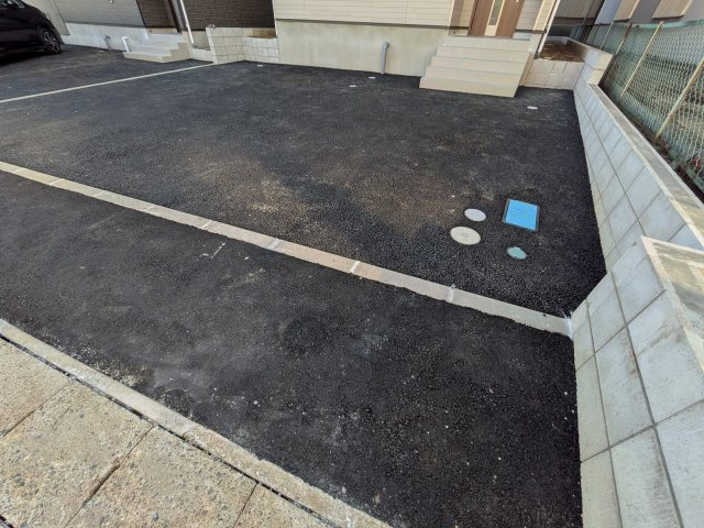 常総市水海道天満町第3　新築戸建の駐車場
