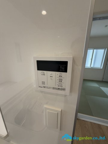 平塚市南原2丁目　新築戸建　全6棟6号棟の発電・温水設備