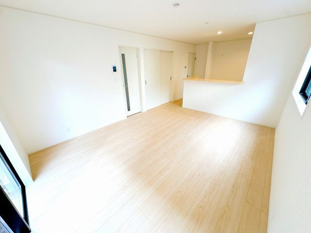 【区画図】 | 川越市諏訪町　新築一戸建住宅　全8棟　(ふじみ野店) | 3号棟/お車3台駐車でき、セカンドカーをお持ちの方やお車での来客が多い方にもオススメです。(車種によります)※図面を基に作成しています。現況と異なる場合は現況を優先いたします。