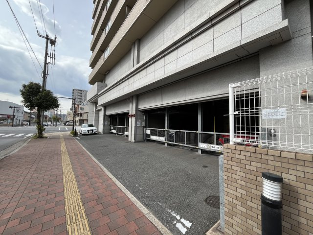 ローレルコート霞町のエントランス