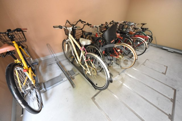 プレサンス梅田EASTのその他共用部分|プレサンス梅田EAST　駐輪場