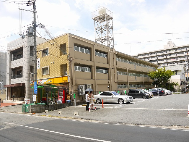 サニーハイツ（大宮町１丁目）の外観