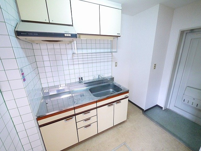 サニーハイツ（大宮町１丁目）のキッチン|きれいなキッチンです