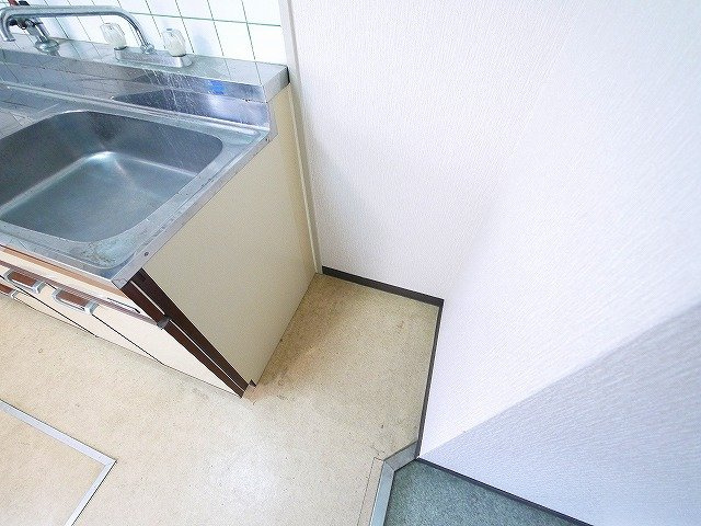 サニーハイツ（大宮町１丁目）のその他|冷蔵庫はキッチンの隣に置けます