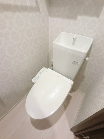 D-ROOM若草のトイレ