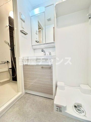 ディアレイシャス名古屋太閤通Ⅳの独立洗面台