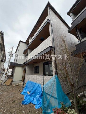 大阪市東成区大今里２丁目のアパートのエントランス