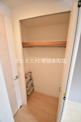 大阪市中央区上汐１丁目の賃貸マンションの収納
