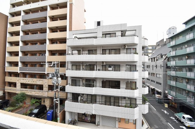 大阪市中央区上汐１丁目の賃貸マンションの展望