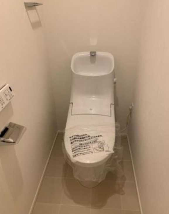 ラクラス三軒茶屋　築浅　駐車場有　日勤管理人のトイレ