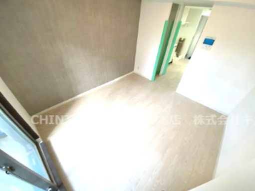 アプリーレ三宮イーストの洋室