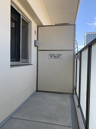 クリエイトビュー三宮磯上のバルコニー